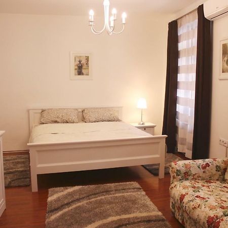 Studio Apartment Zagorka Tkalciceva Street ザグレブ エクステリア 写真