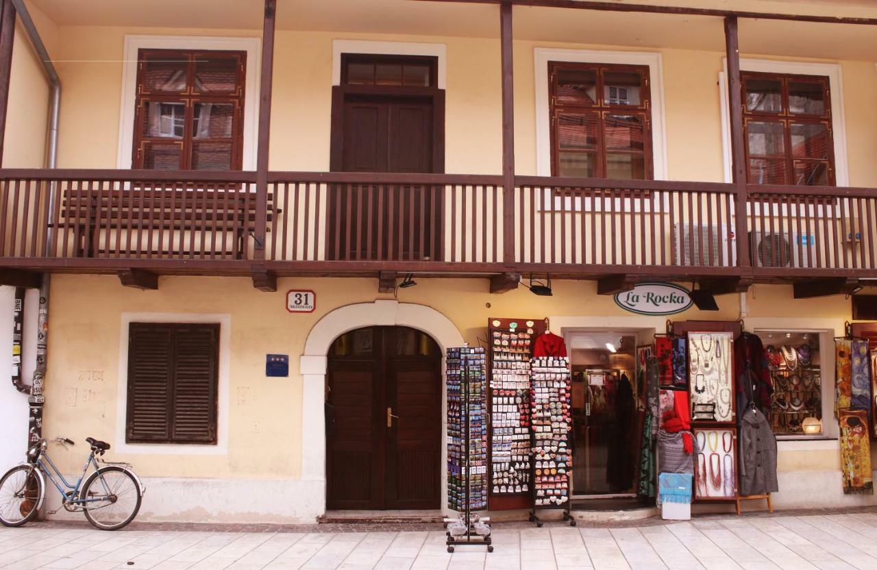Studio Apartment Zagorka Tkalciceva Street ザグレブ エクステリア 写真